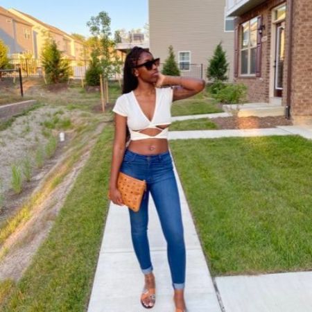 Bria Myles comes from the Afro-American ethnicity.
